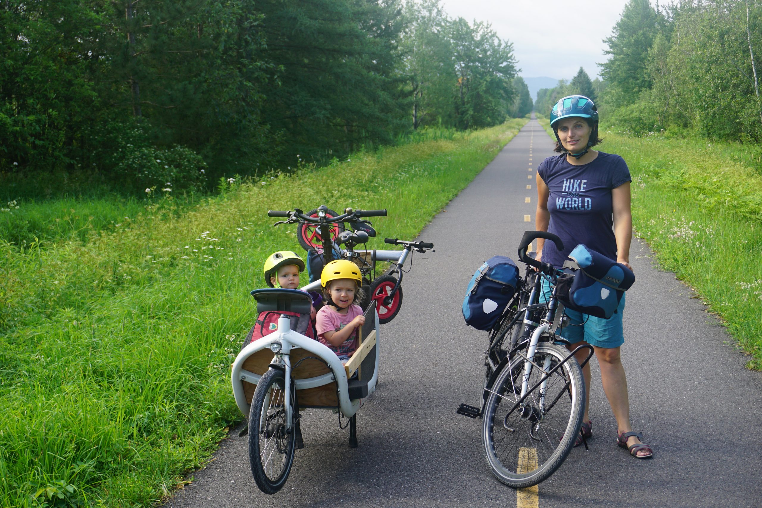 voyager à vélo en famille - la cyclonomade